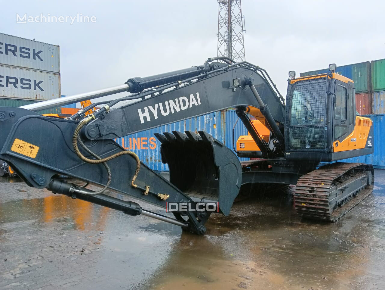 CAT Backhoe Loader