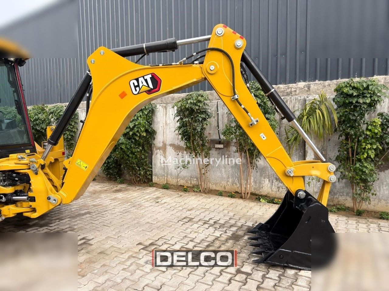 CAT Backhoe Loader